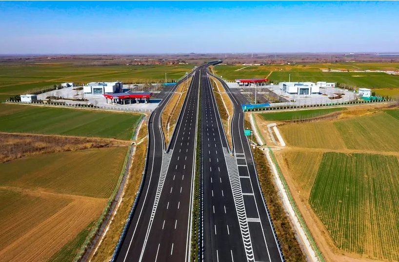 熱<a href=http://m.nmgzixun.com/ target=_blank class=infotextkey>鍍鋅管</a>在高速公路領(lǐng)域應(yīng)用及新技術(shù)